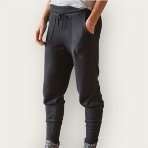 Lululemon | cabin yogi sweater pant heathered black dark gray knit pants size 10